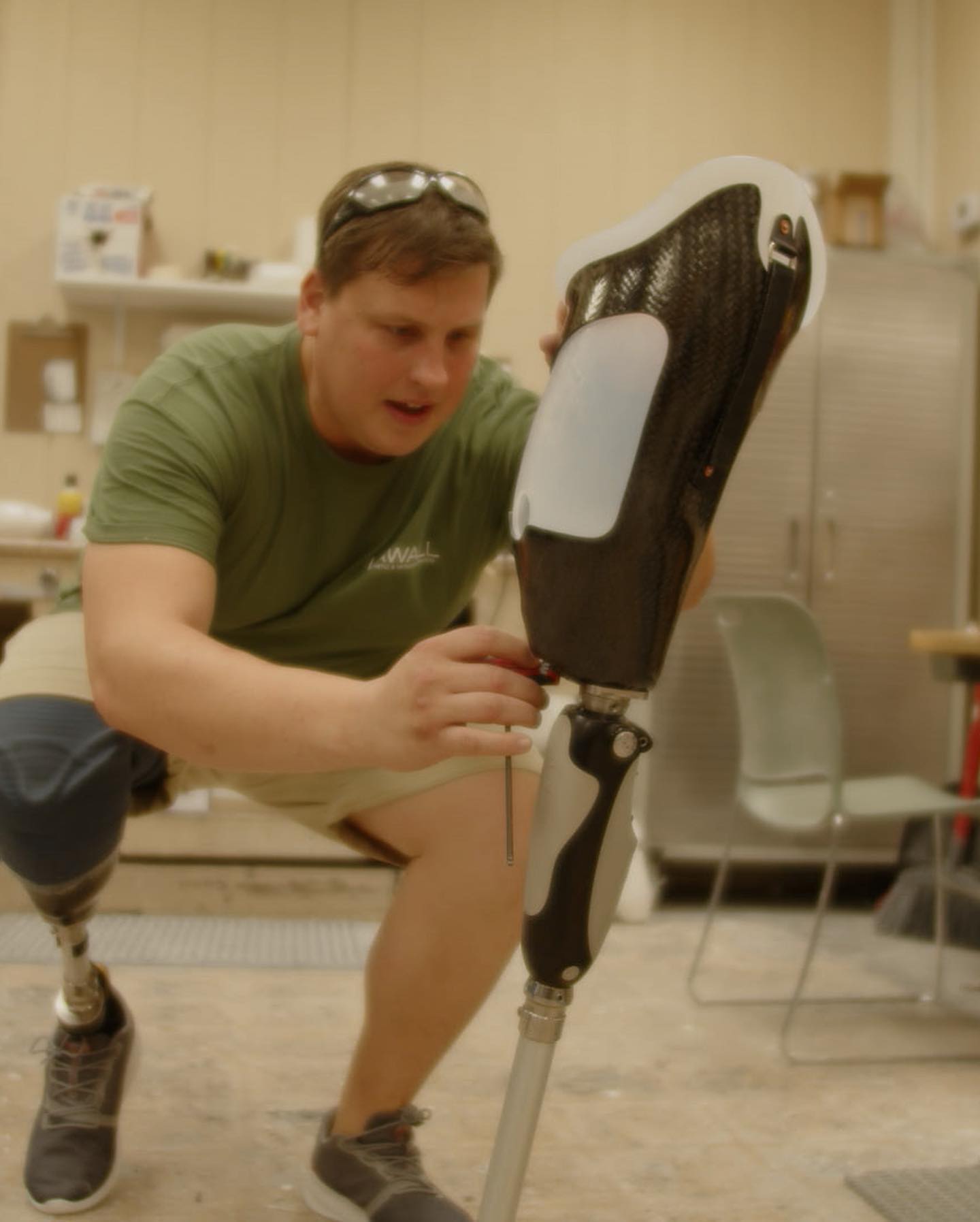 Justin S Adjusting Prosthetic