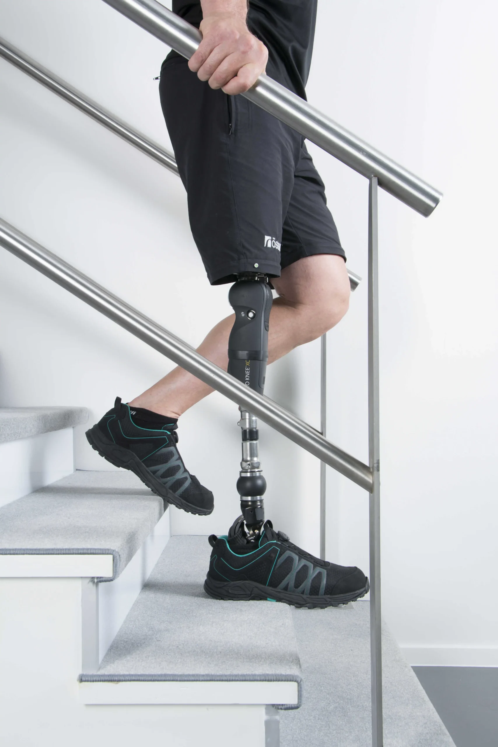 rheo knee xc lifestyle image rf803h scaled