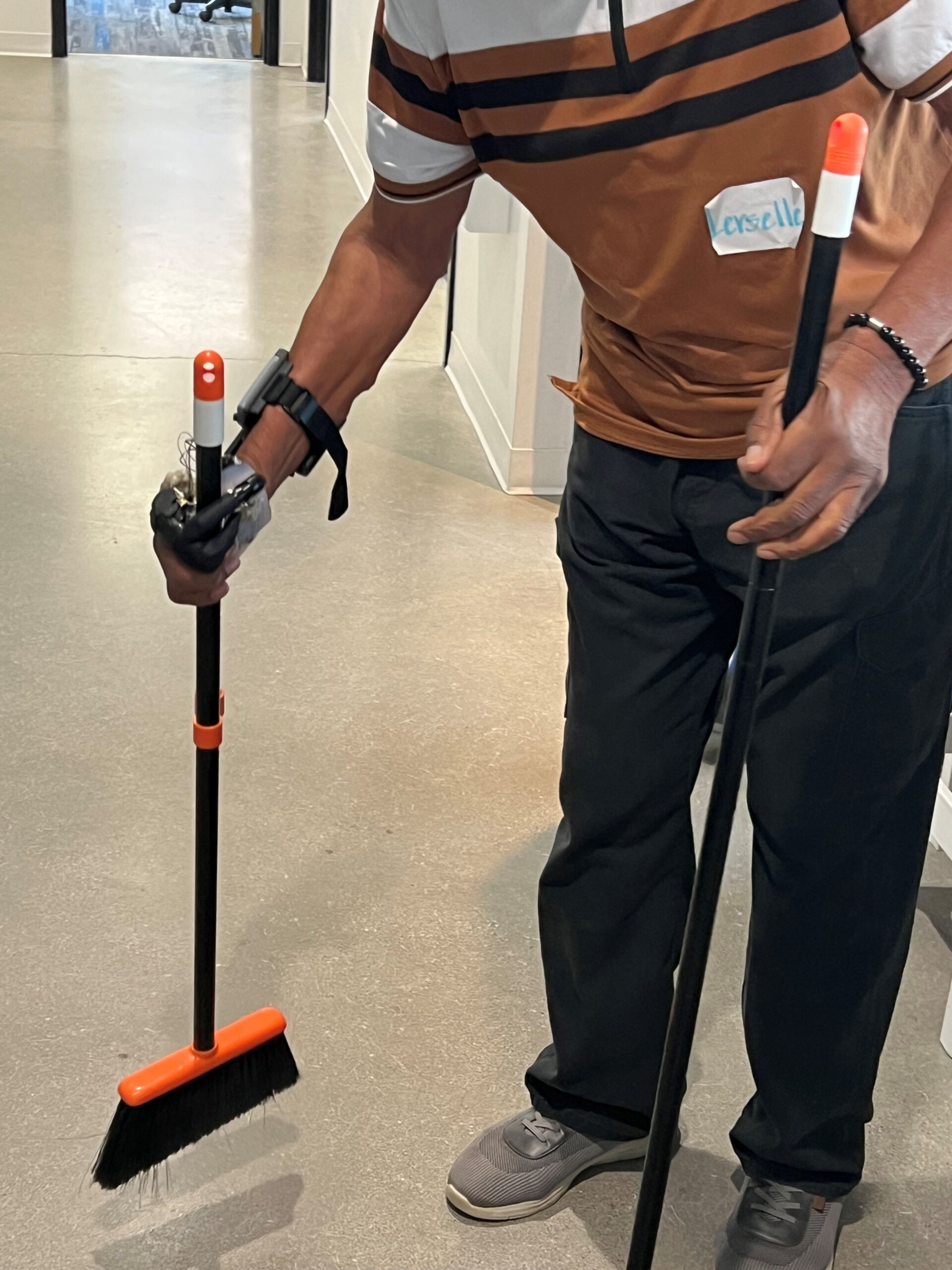 Lerselle sweeps into dustpan scaled
