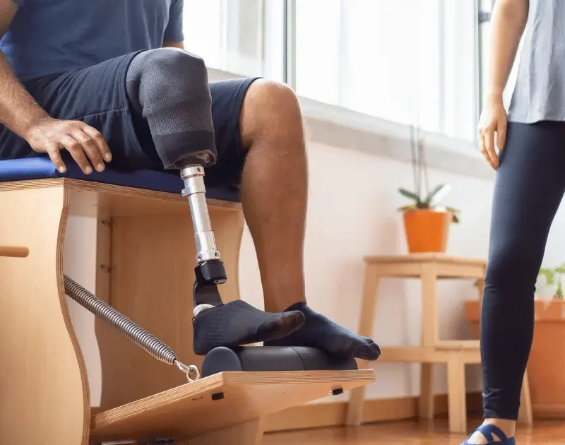Prosthetic leg